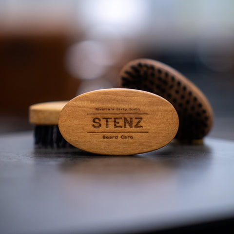 Beard Brush oval groß